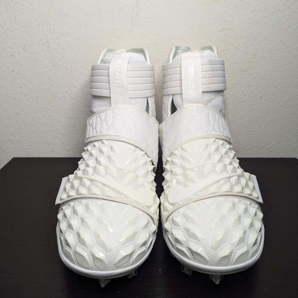 Nike Jordan Force Savage Elite 2 White Football Cleats Mens (CV1665-103) - Picture 3 of 8